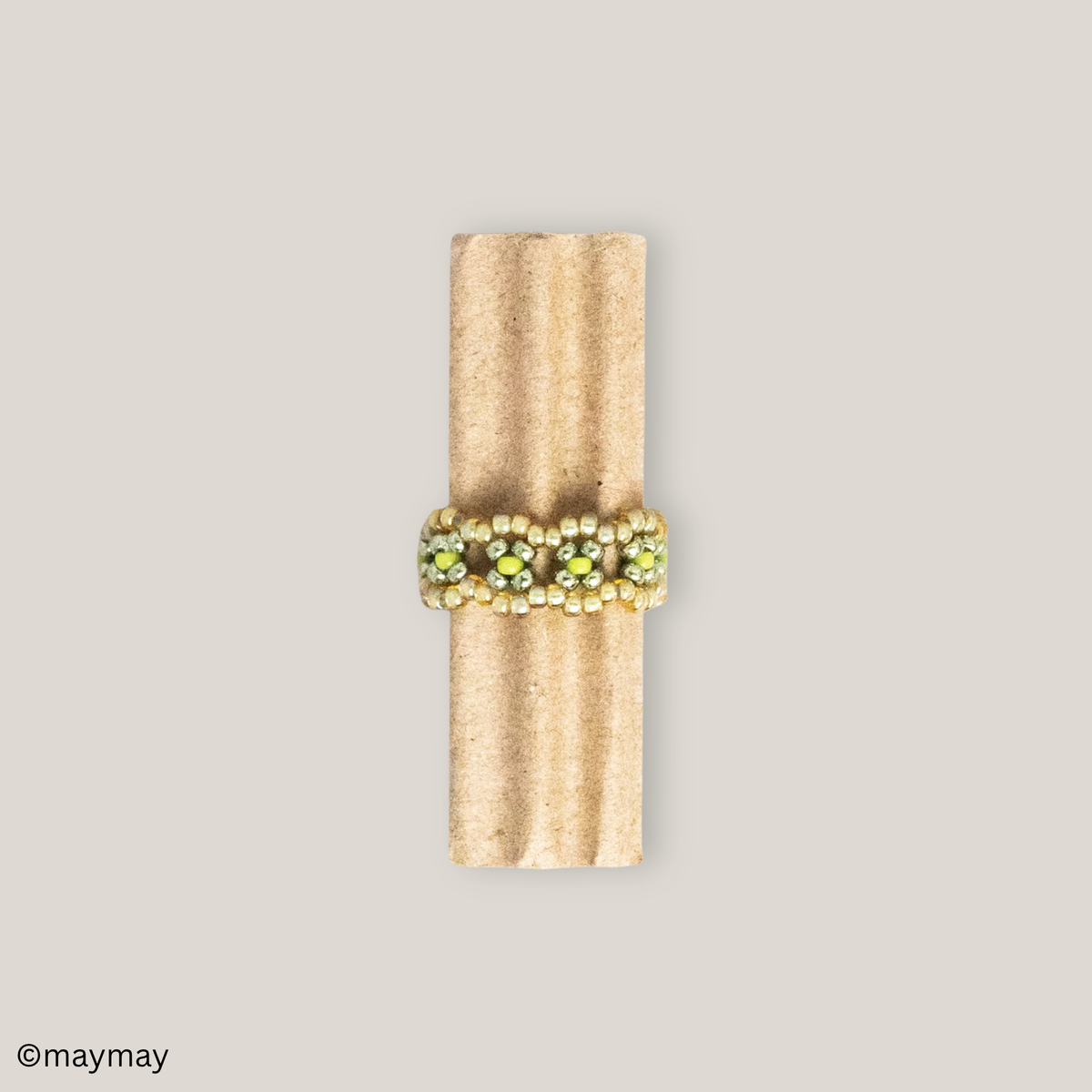 Band Daisy Ring