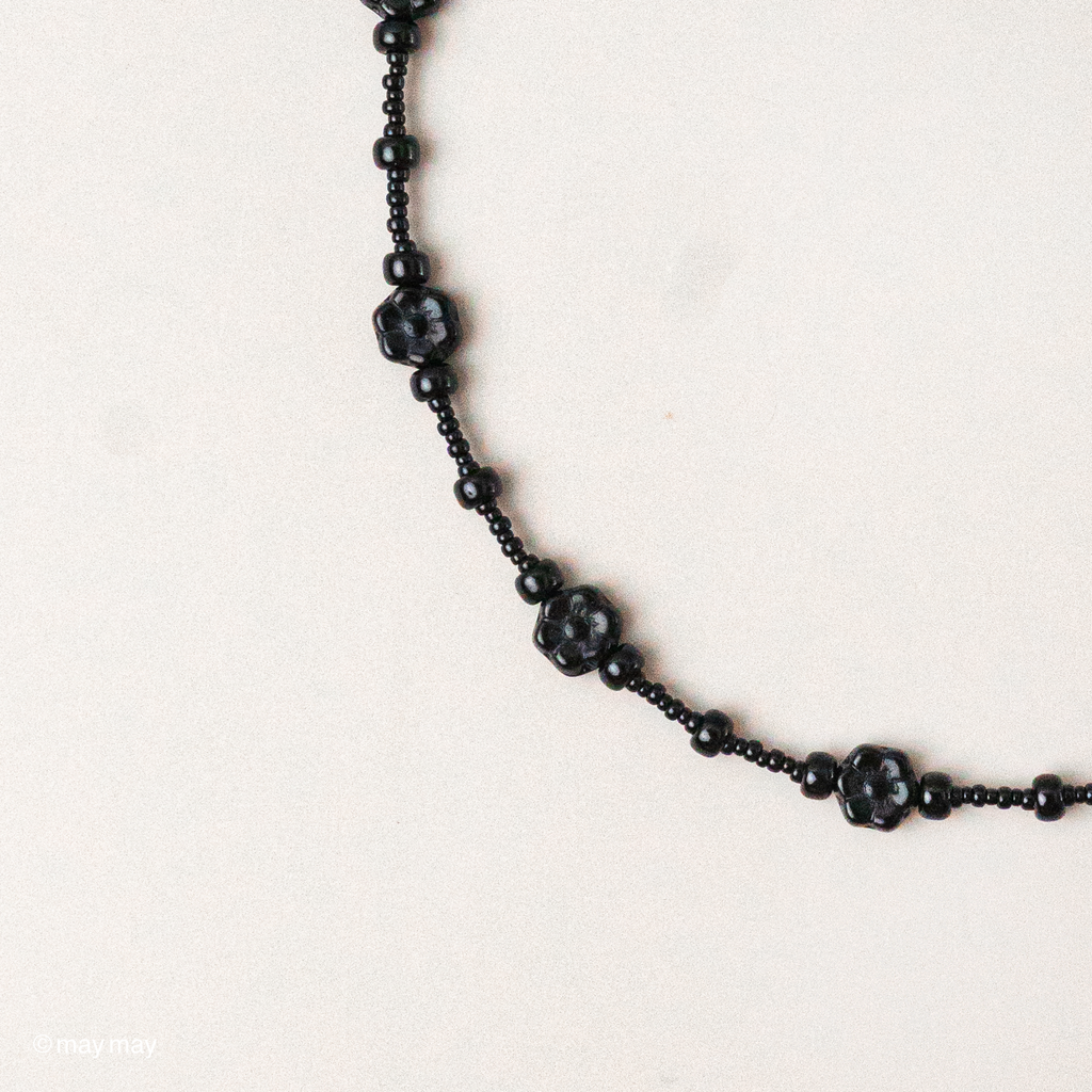 Mun Necklace