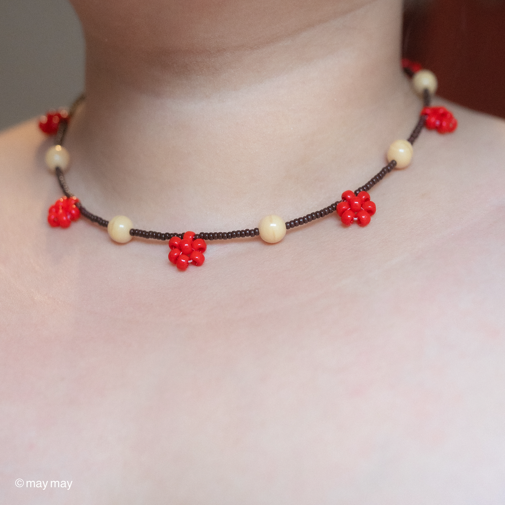 Red Daisy Necklace