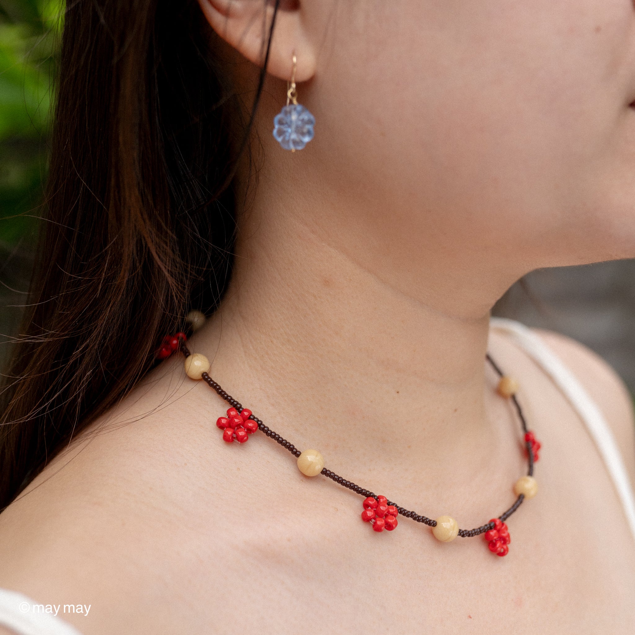 Red Daisy Necklace