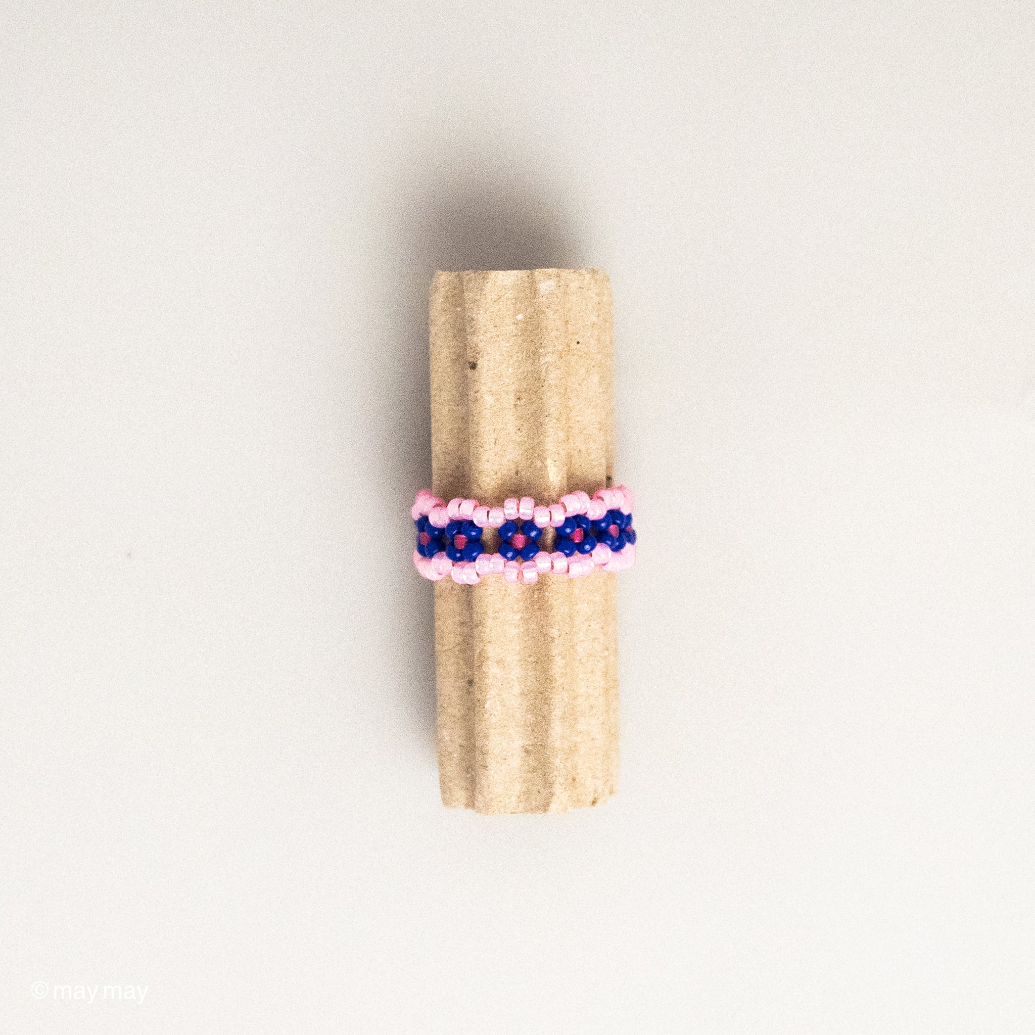 Band Daisy Ring