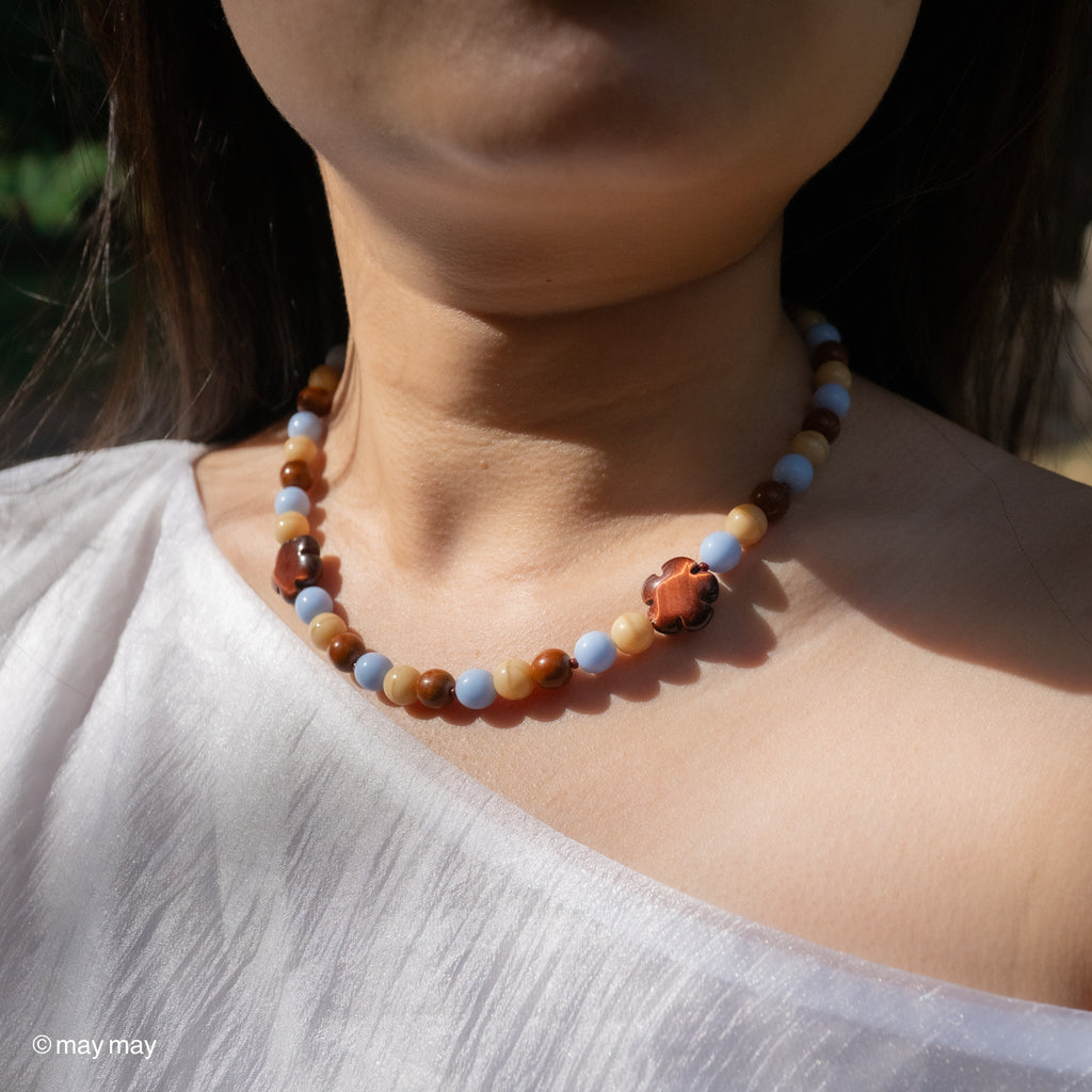 Latte Necklace